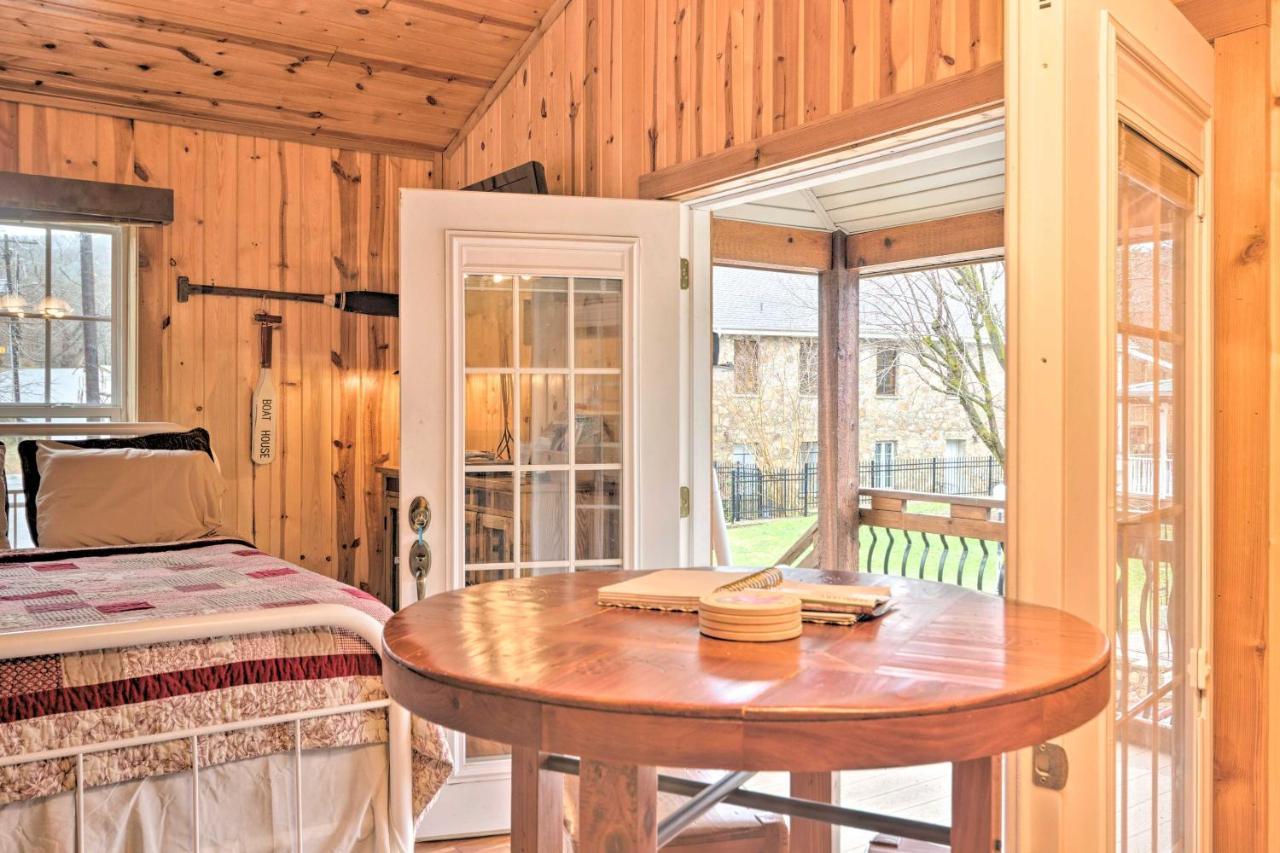 The Boat House Creekside Getaway In Hot Springs! Lejlighed Eksteriør billede