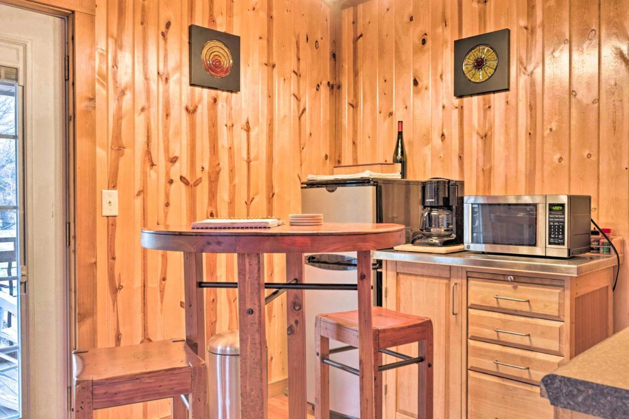 The Boat House Creekside Getaway In Hot Springs! Lejlighed Eksteriør billede