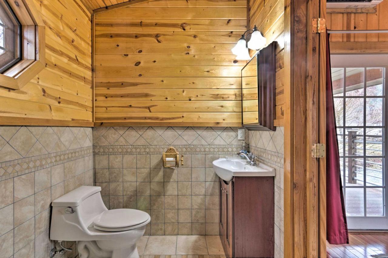 The Boat House Creekside Getaway In Hot Springs! Lejlighed Eksteriør billede