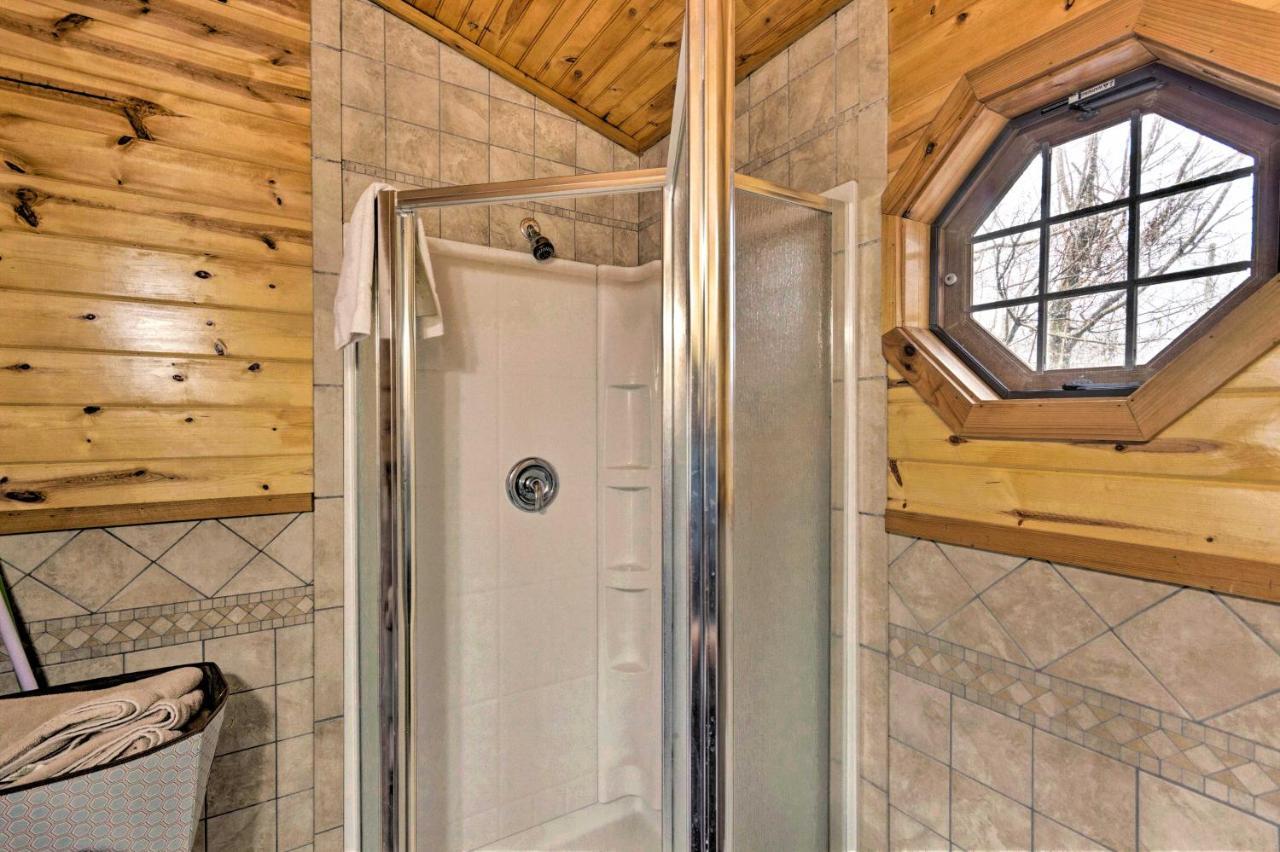 The Boat House Creekside Getaway In Hot Springs! Lejlighed Eksteriør billede